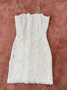 Monique Lhuillier Collection Ivory Lace Spaghetti Strap Mini Dress Bridal Shower